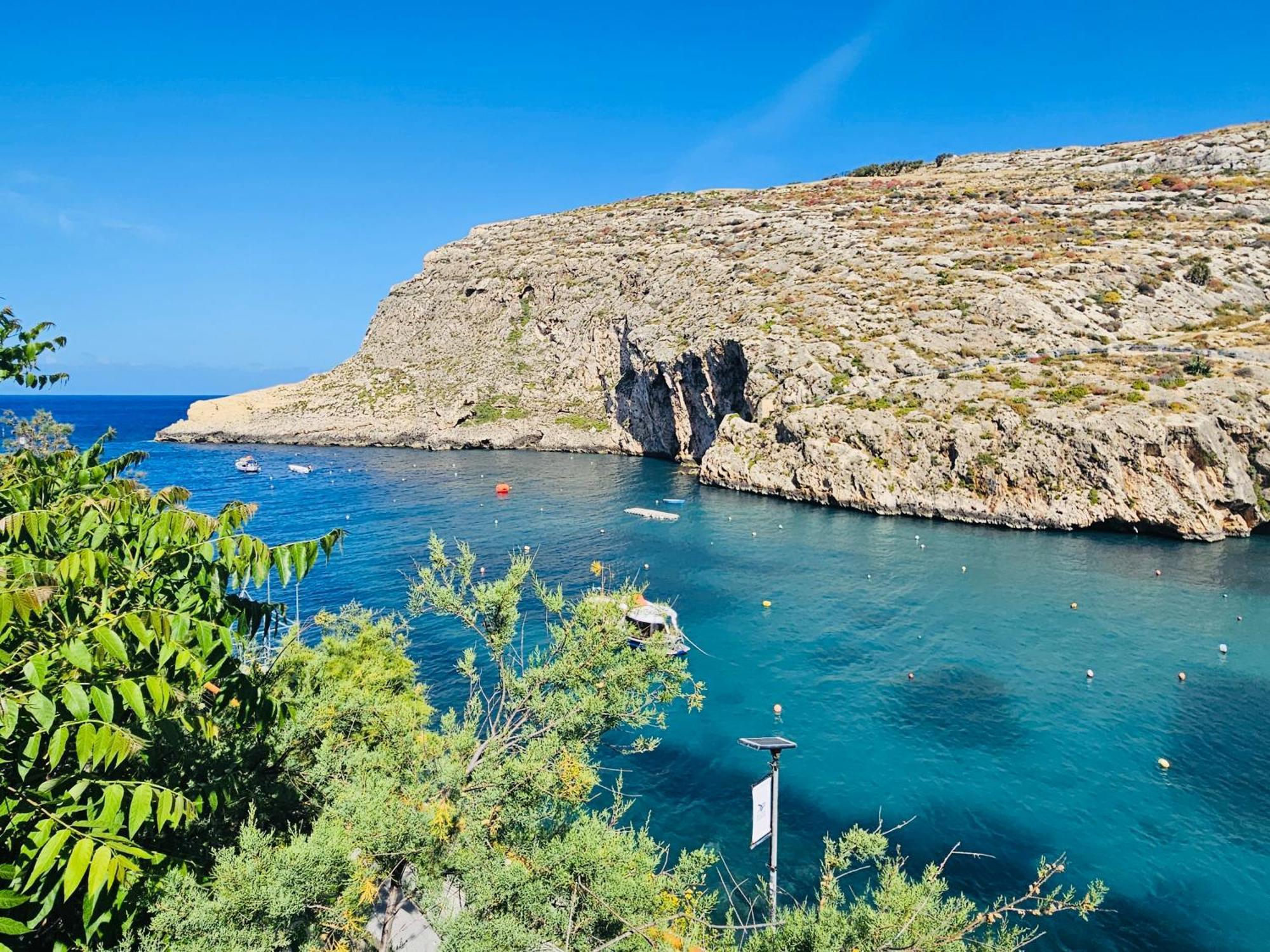 Seaside Apartment In The Heart Of Xlendi Gozo Экстерьер фото